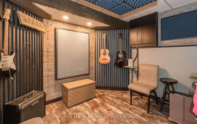 Additional image 33 of 4535 Gatineau Ave