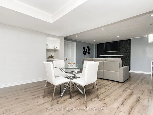 Additional image 36 of 1084 Holdsworth Cres