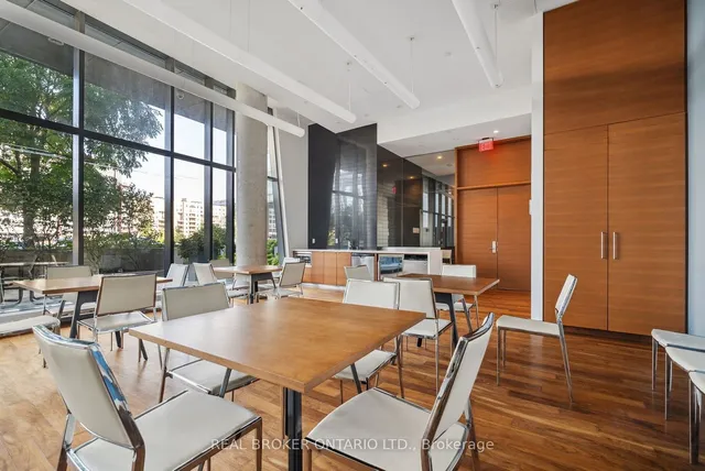 Additional image 23 of 170 Fort York Blvd Unit 303