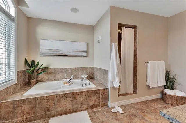 Additional image 18 of 19 Watershore Dr