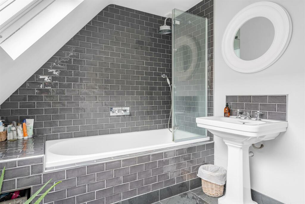 Additional image 17 of Lower Green, Tewin, Welwyn