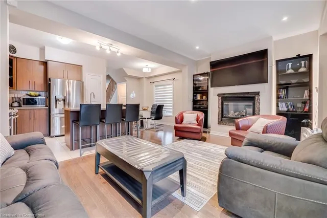 Additional image 10 of 162 Westbank Trail