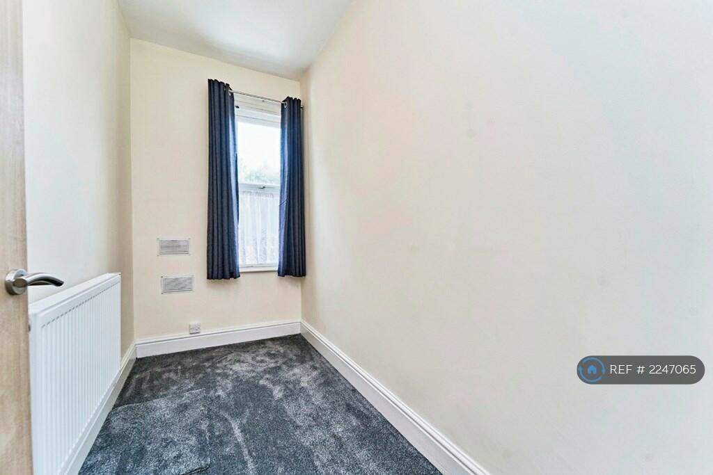 Additional image 8 of Bilhay Lane, West Bromwich, B70