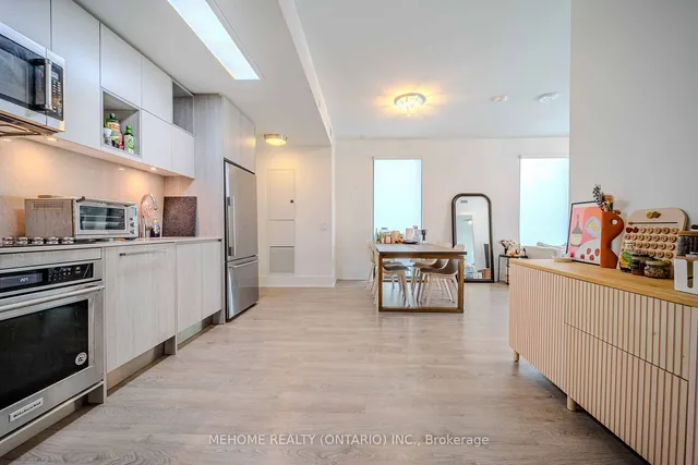 Additional image 7 of 118 Merchants' Wharf Ave Unit 322