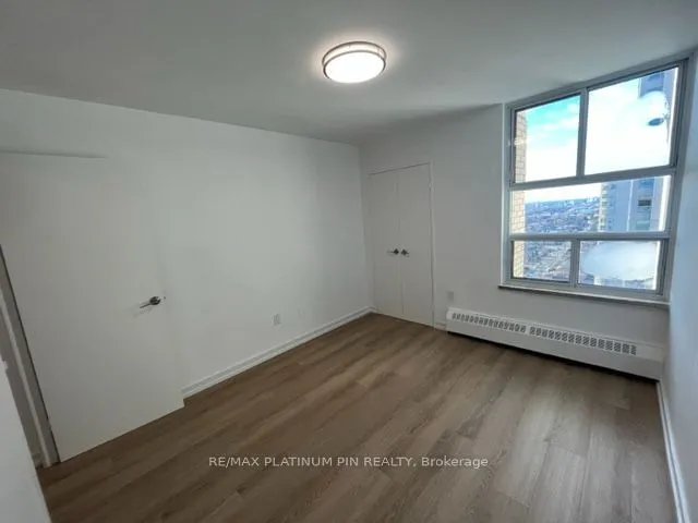 Additional image 10 of 360 Ridelle Ave Unit 2103