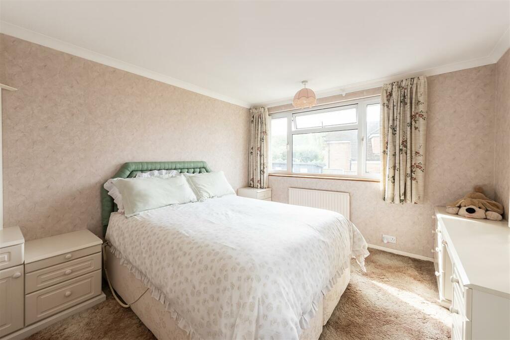 Additional image 6 of Waveney Road, Harpenden