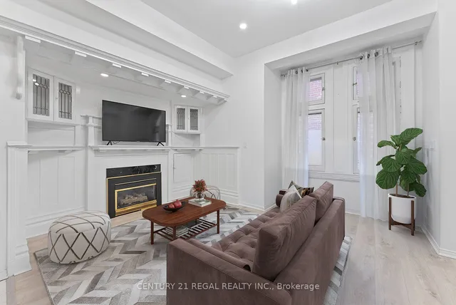 Additional image 7 of 228 St George St Unit 3