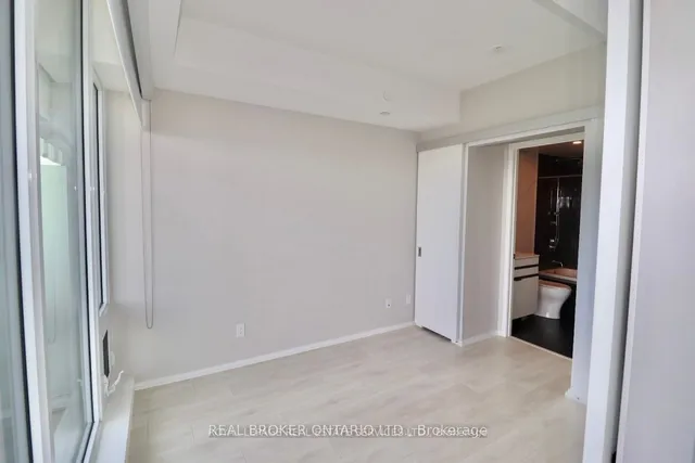 Additional image 8 of 197 Yonge St Unit 5902