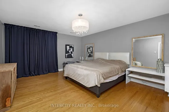 Additional image 20 of 27 Suncrest Dr