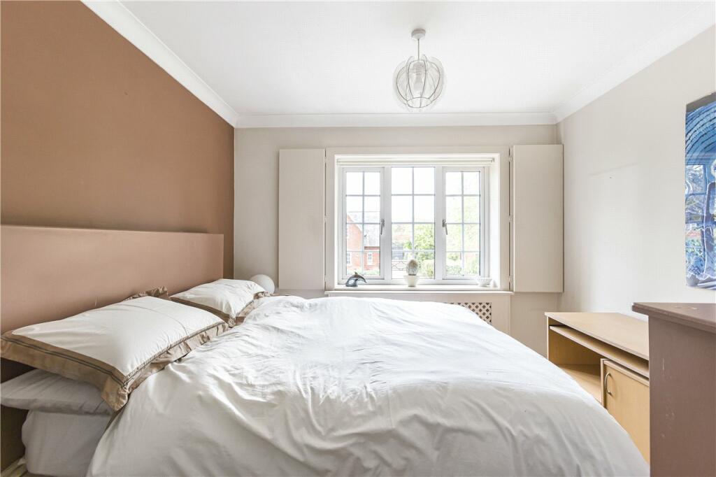 Additional image 19 of Pottersheath Road, Welwyn, Hertfordshire, AL6