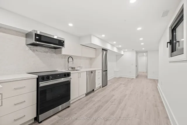 Additional image 30 of 121 Major St