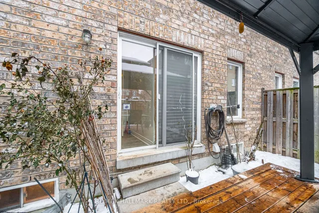 Additional image 29 of 39 Pin Lane