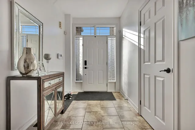 Additional image 5 of 158 Greti Dr