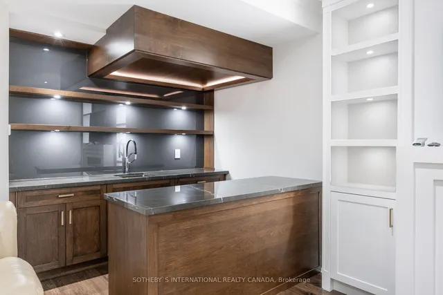 Additional image 28 of 22 Hillhurst Blvd