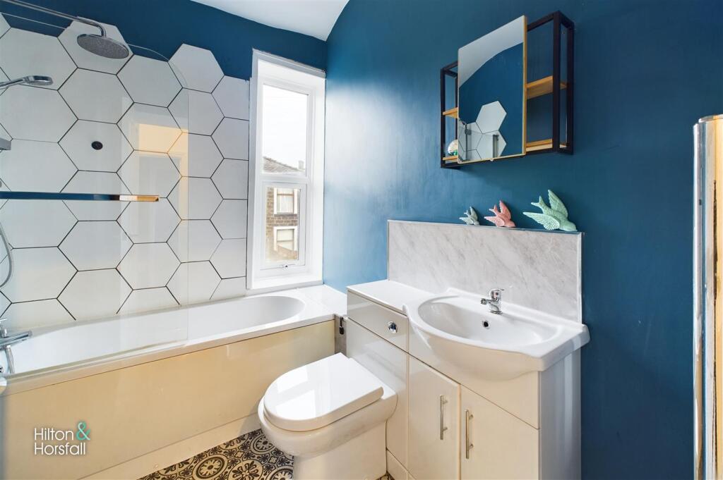 Additional image 9 of Oxford Street, Colne