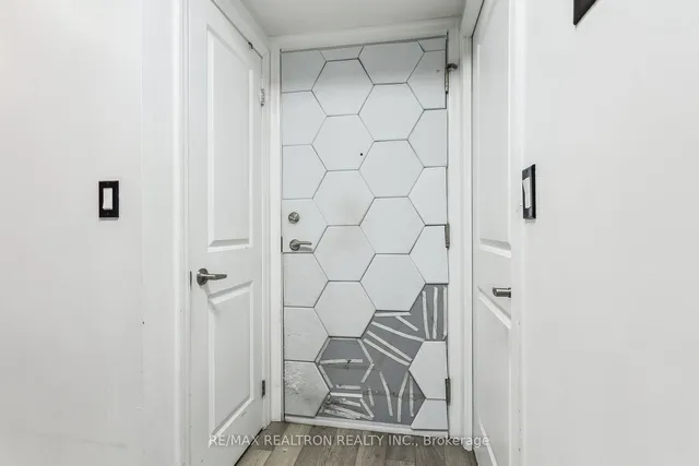 Additional image 6 of 80 Esther Lorrie Dr Unit 803