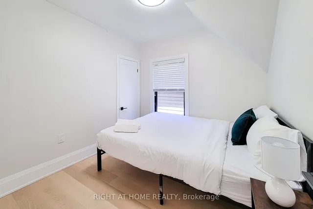 Additional image 35 of 25 Keith St