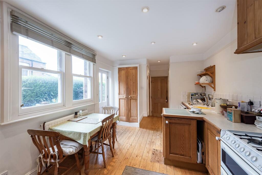Additional image 14 of Shakespeare Road, Harpenden