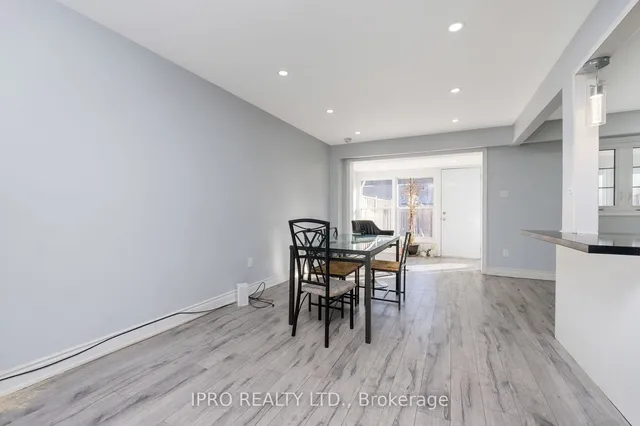 Additional image 7 of 3860 Morning Star Dr Unit 35