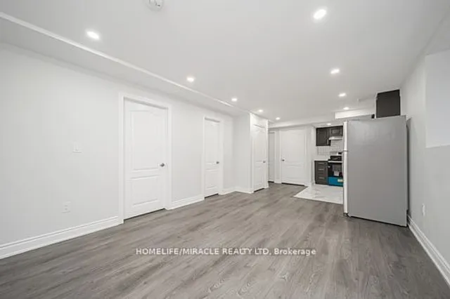 Additional image 28 of 26 National Cres