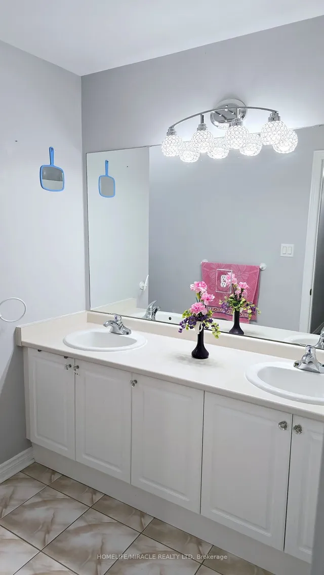 Additional image 8 of 33 Atira Ave