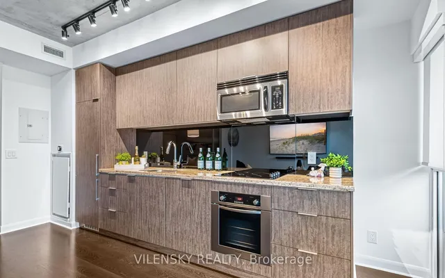 Additional image 6 of 478 King St Unit 909