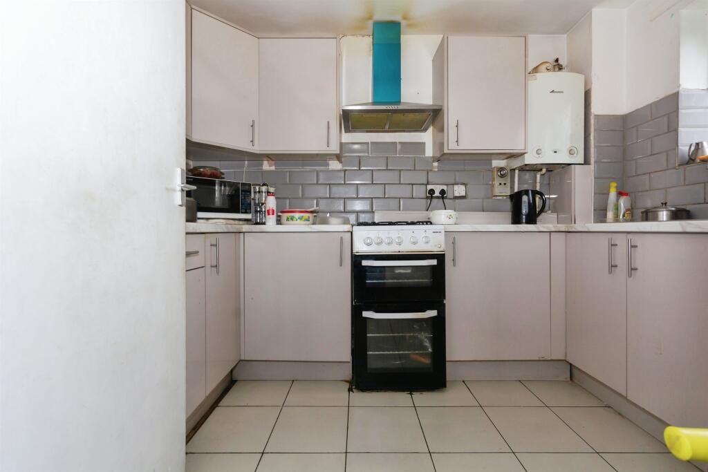 Additional image 5 of Stratford Road, Sparkhill, Birmingham