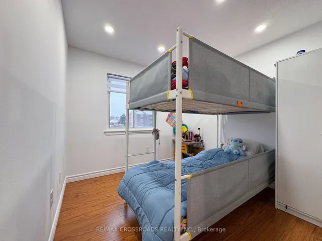 Additional image 15 of 50 Blackwell Ave Unit 8