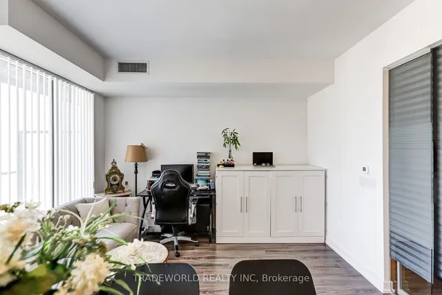 Additional image 22 of 20 Edward St Unit 2221