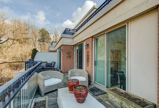 Additional image 30 of 38 William Carson Cres Unit 805