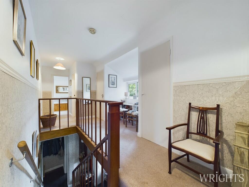 Additional image 13 of Woodland Rise, Welwyn Garden City, AL8