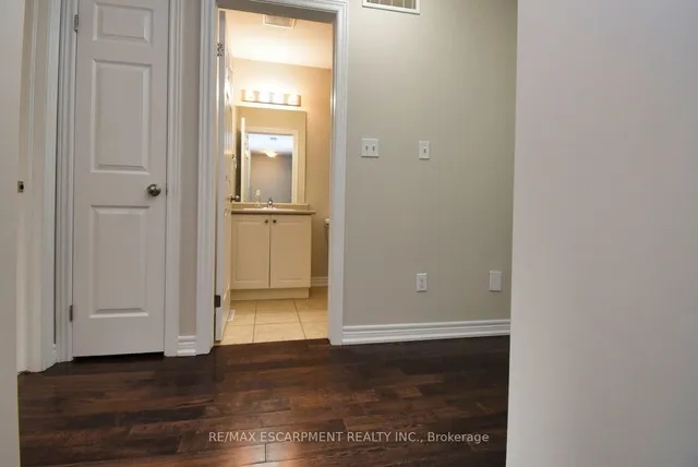 Additional image 17 of 55 Madonna Dr Unit 16