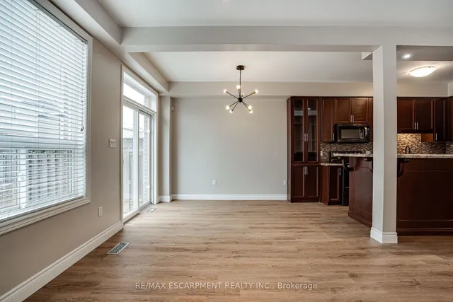 Additional image 9 of 24 Marina Point Cres