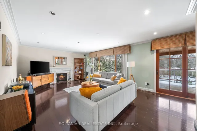 Additional image 6 of 11 Tudor Gate