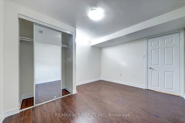 Additional image 35 of 51 Knowles Dr