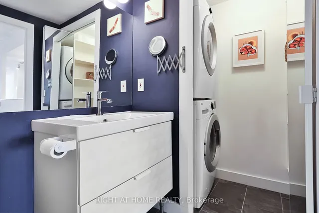 Additional image 29 of 77 Lombard St Unit 303