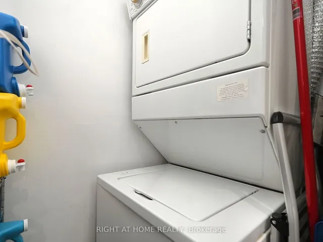 Additional image 21 of 90 Absolute Ave Unit 908