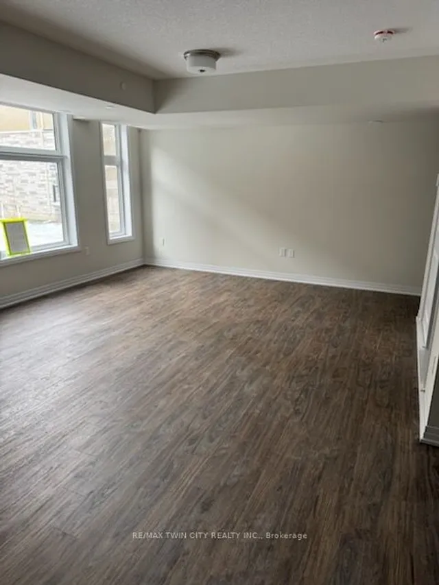 Additional image 9 of 35 Fieldridge Cres Unit 28