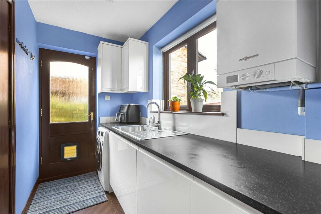 Additional image 8 of Cubitts Close, Digswell, Hertfordshire, AL6