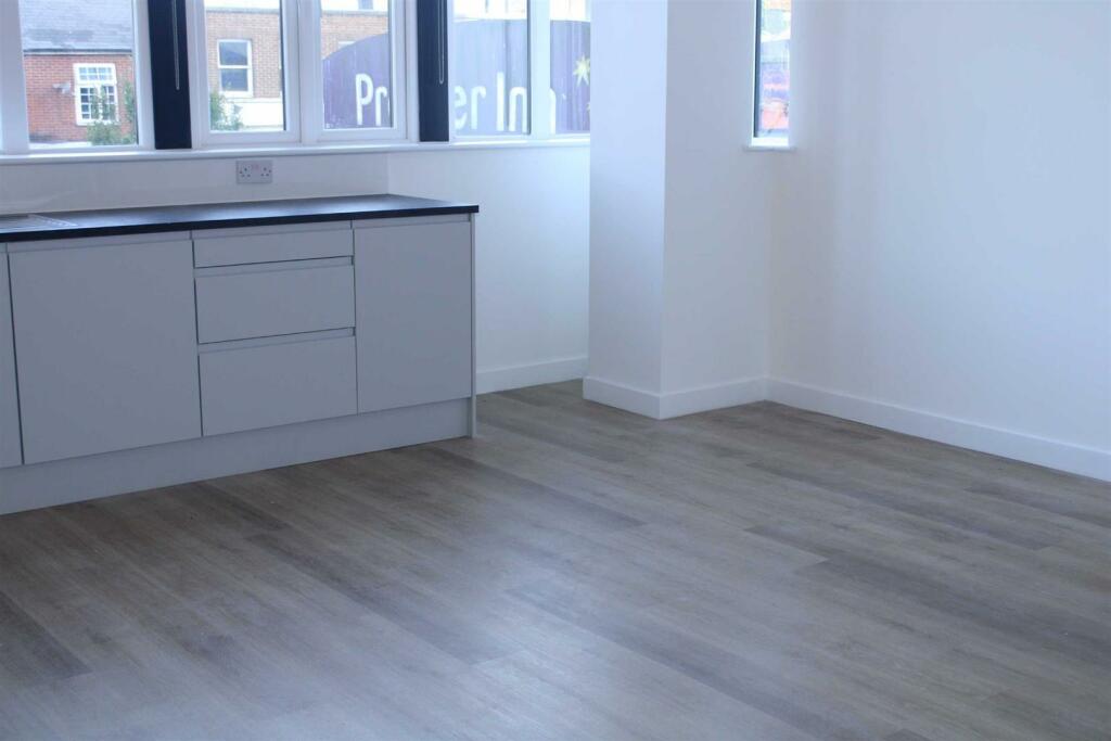 Additional image 11 of 150 High Street, West Bromwich