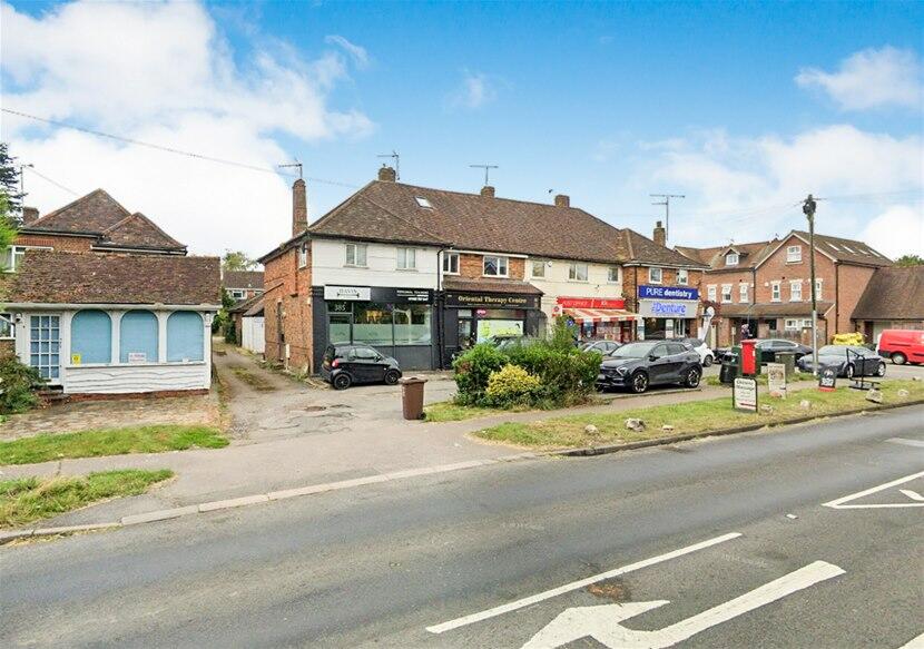 Luton Road, Harpenden, AL5