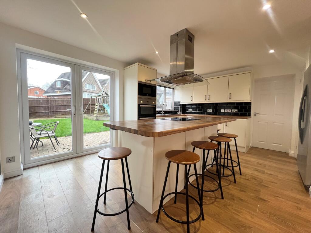 Additional image 14 of Alveston Close, Redditch