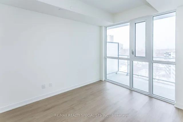 Additional image 4 of 10 DEERLICK Crt Unit 907