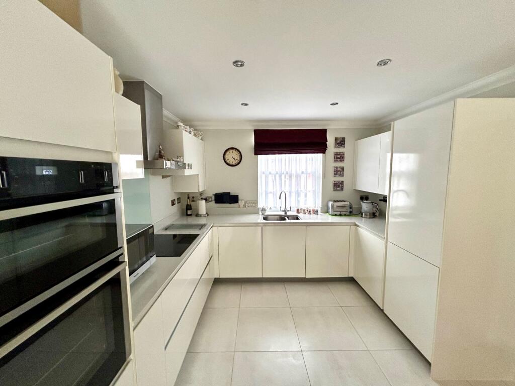 Additional image 7 of Hillrick Crescent, Yeovil, BA21