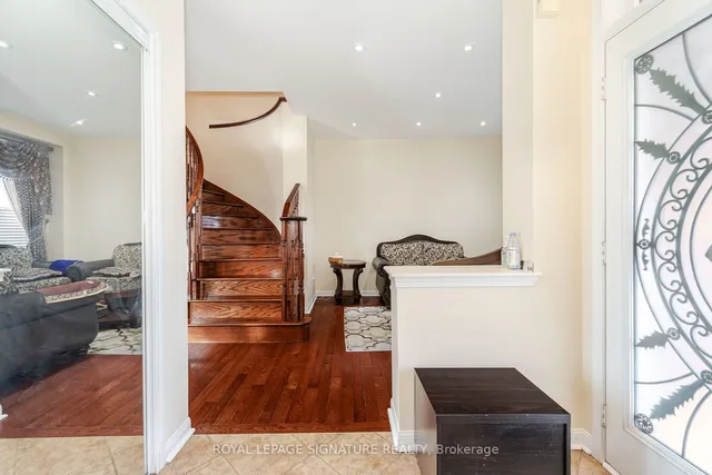 Additional image 18 of 21 Alboreto Way