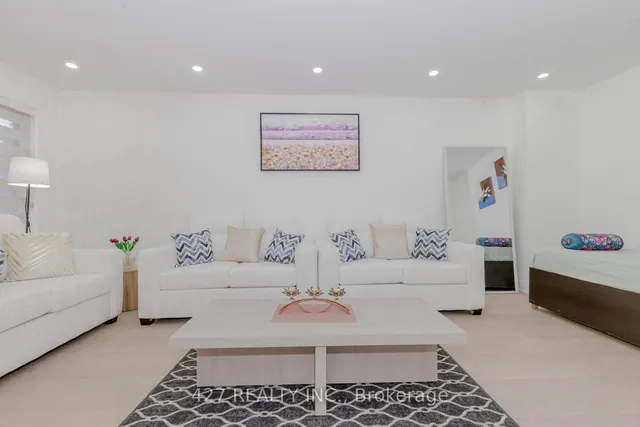 Additional image 11 of 42 Courtleigh Sq