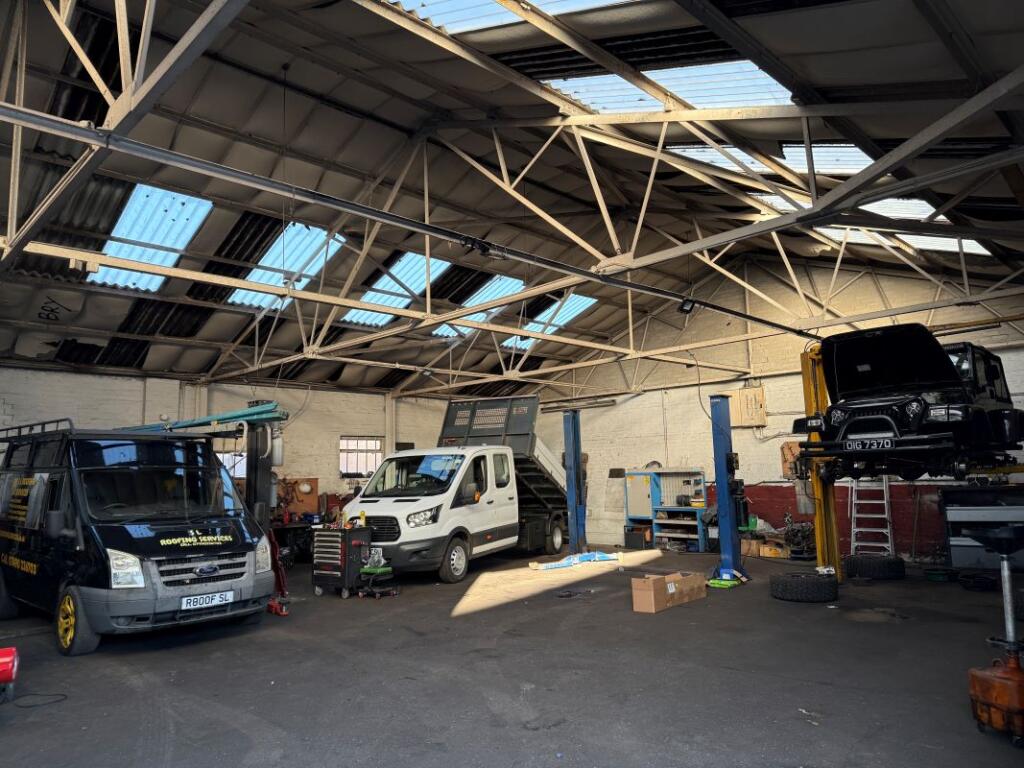 Additional image 4 of 278-280 Bearwood Road, Smethwick, B66 4HT