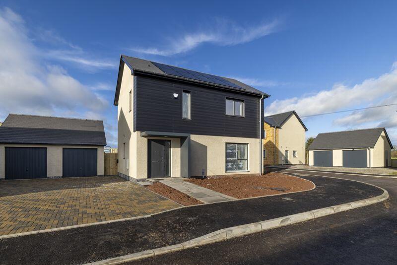 A select development of 8 detached eco homes minutes from Castle Cary