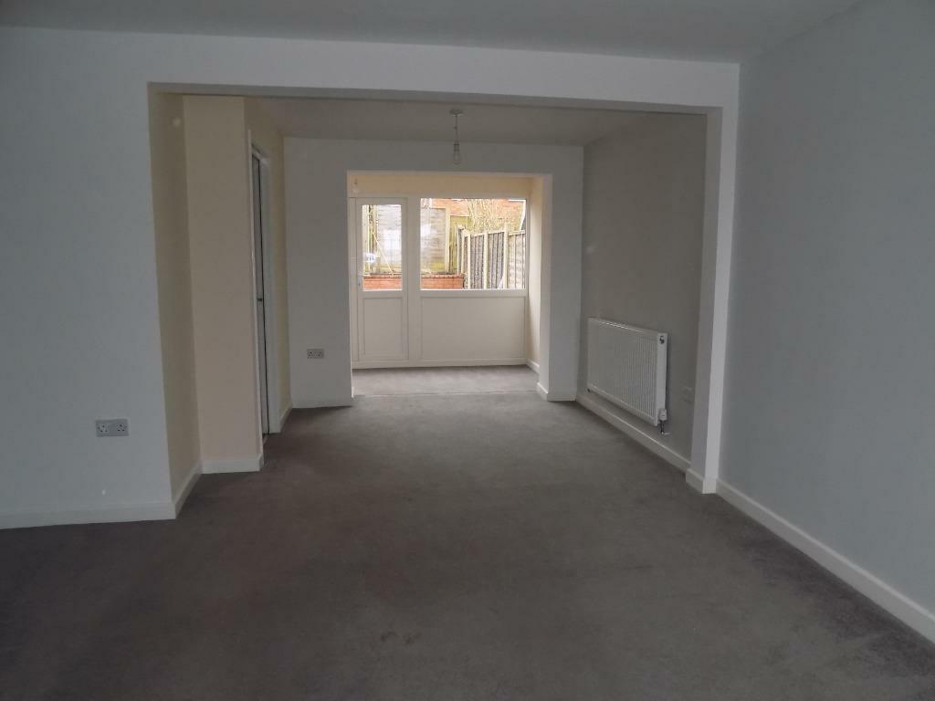 Additional image 4 of Whiting, Tamworth, B77