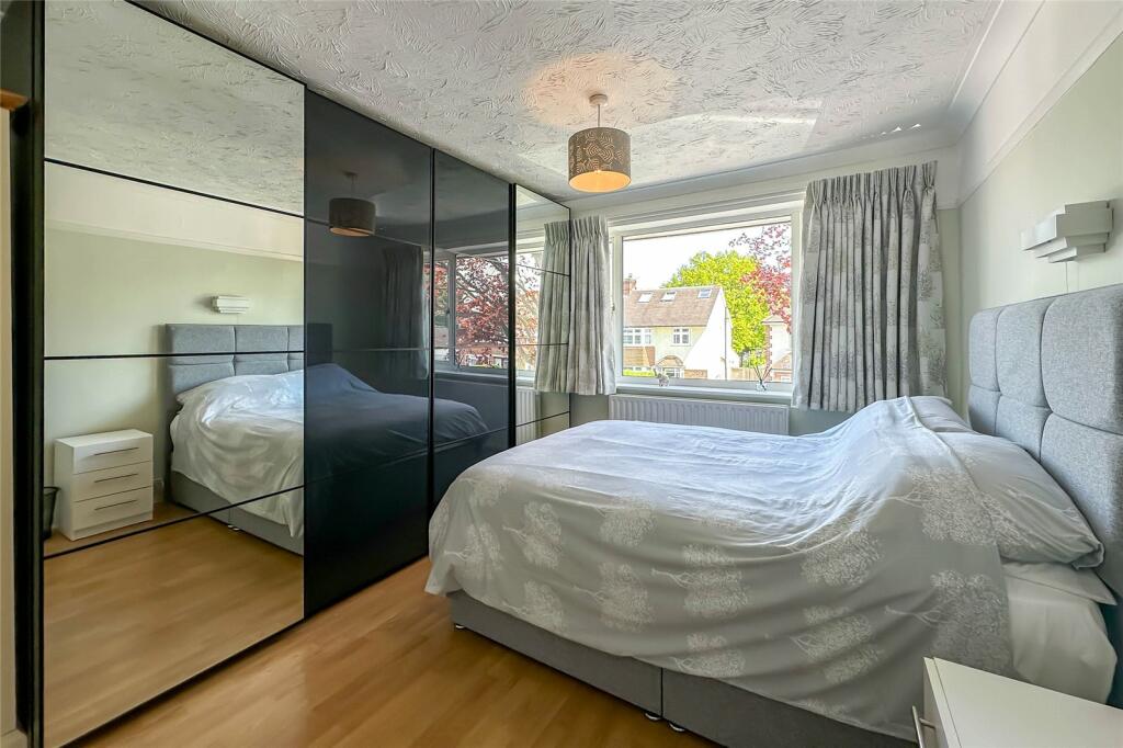 Additional image 7 of Oakwood Drive, St. Albans, Hertfordshire, AL4